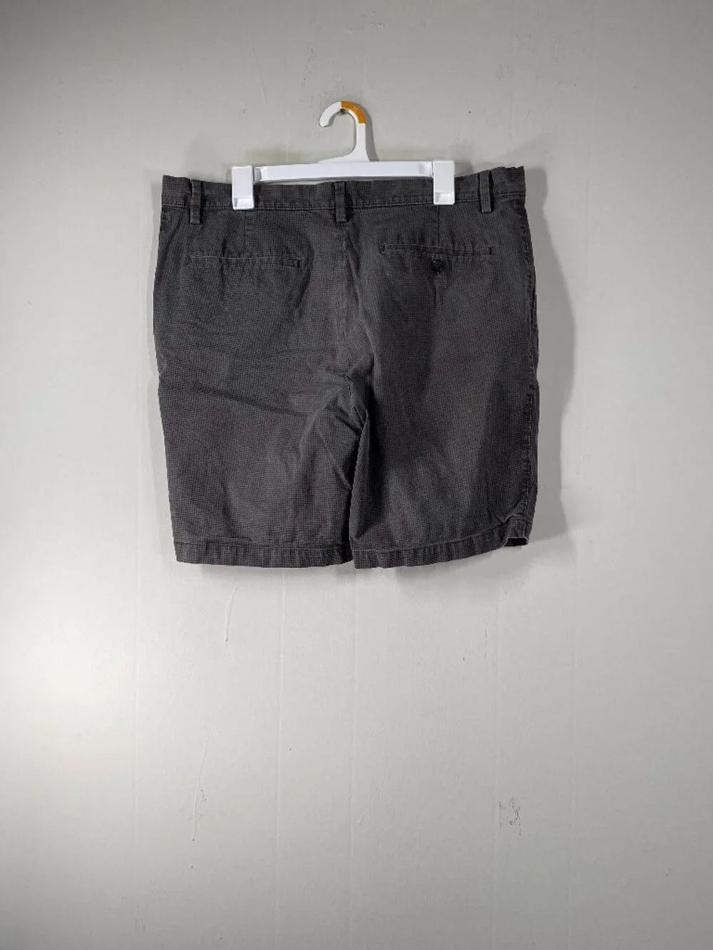 Banana Republic Chino Aiden Shorts Men's 36 Mid Rise Gray Check Casual